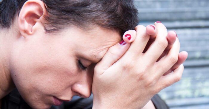 3 Ways to Deal with Overwhelming Emotions 6 Overwhelming emotions